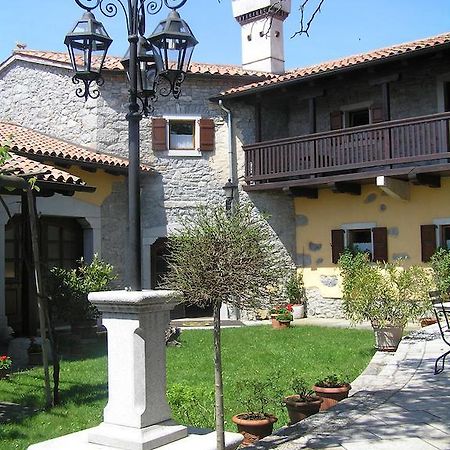 Guesthouse Domacija Sajna Sežana Eksteriør billede